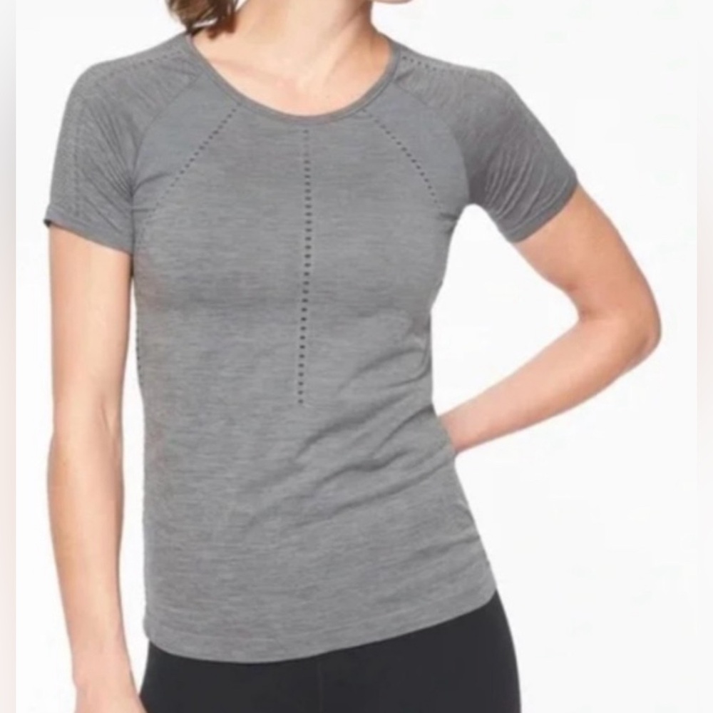 Athleta Heathered Gray Foothills Tee Size Small